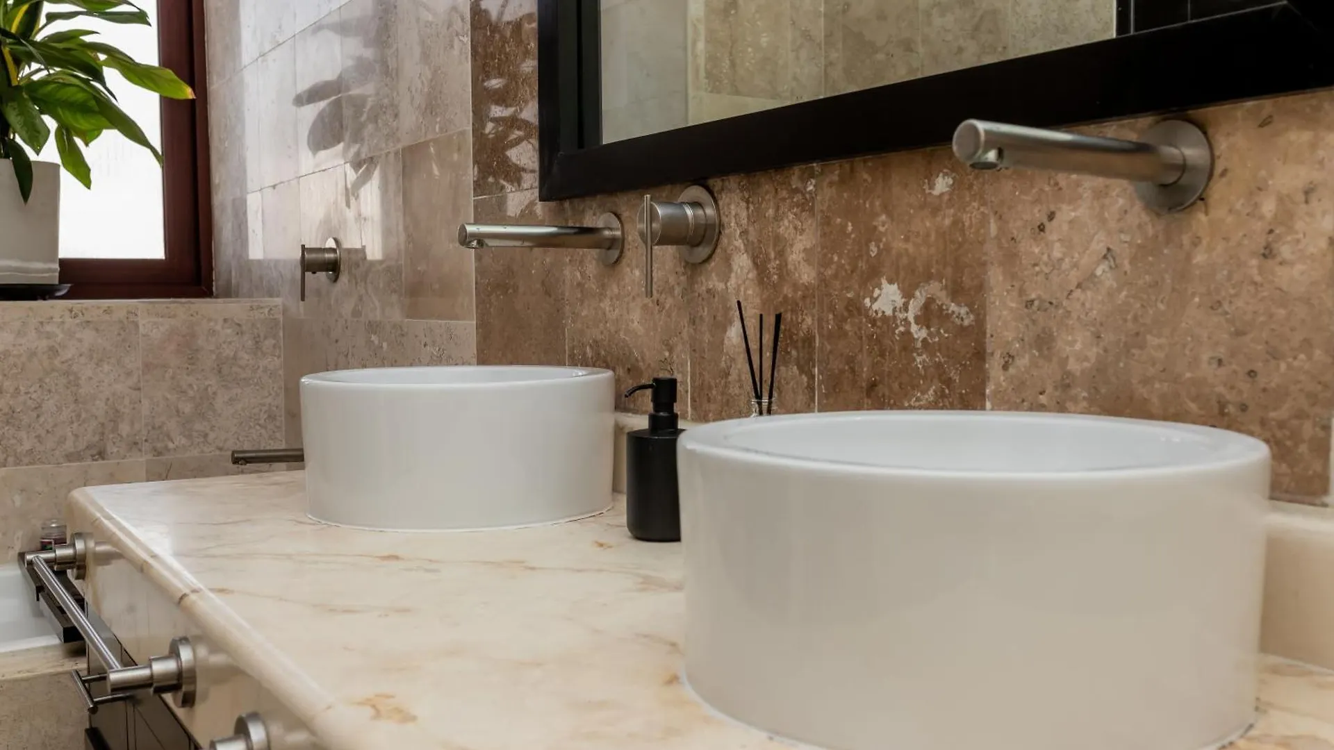 Appartement Beachfront Chic At El Faro Resort Playa del Carmen Mexico